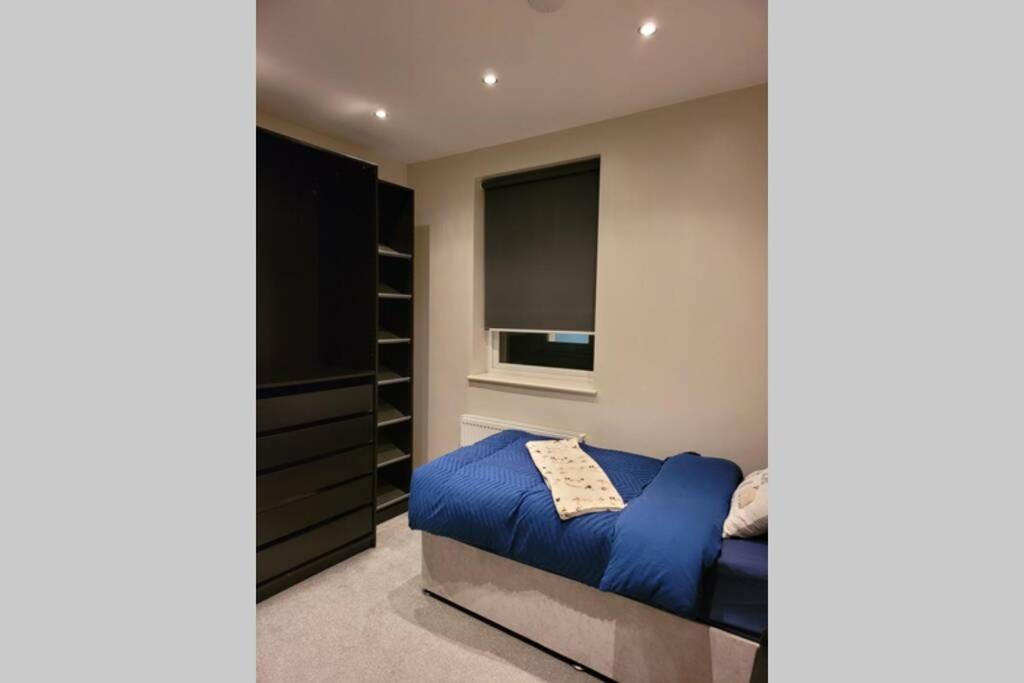 Contemporary 3 Bed Apartment In Hendon Central. Eksteriør bilde